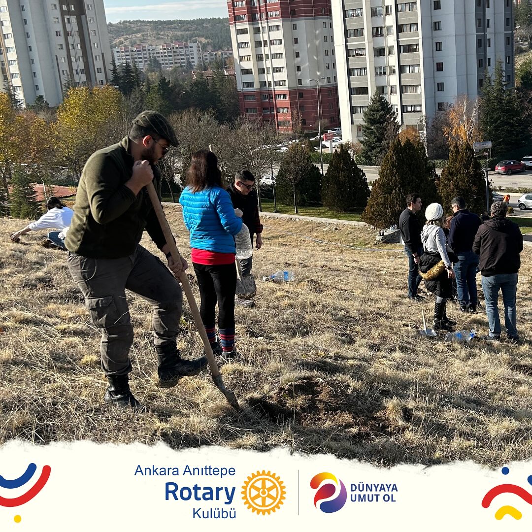 Onur Şener Hatıra Ormanı için fidanlarımızı toprakla buluşturduk