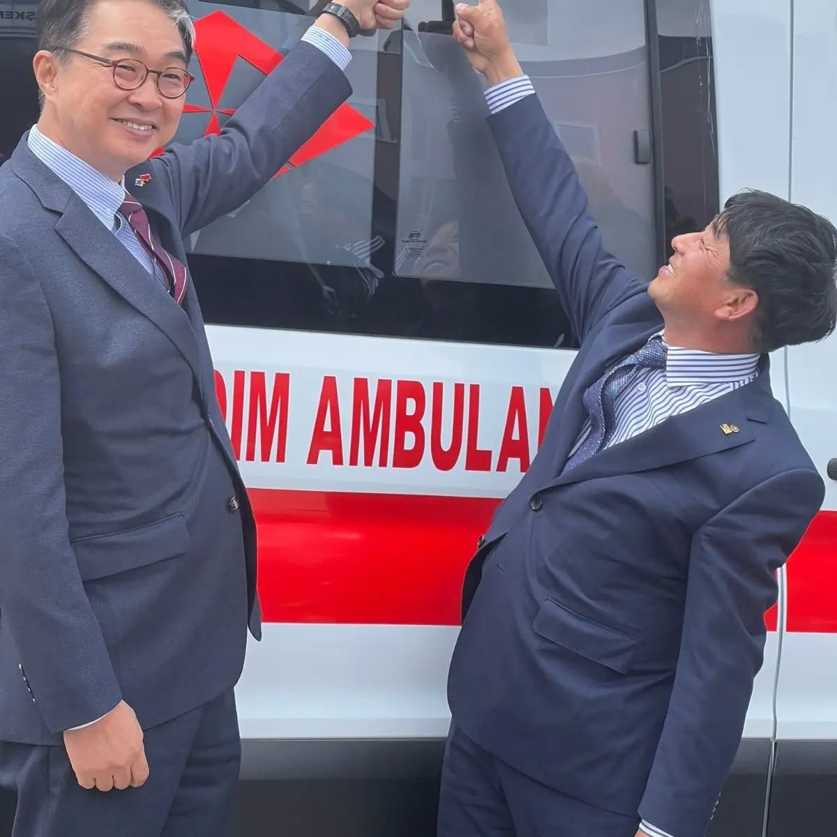 Üniversitesi Hastanesine "Ambulans Bağışı" projemizi dün tamamladık