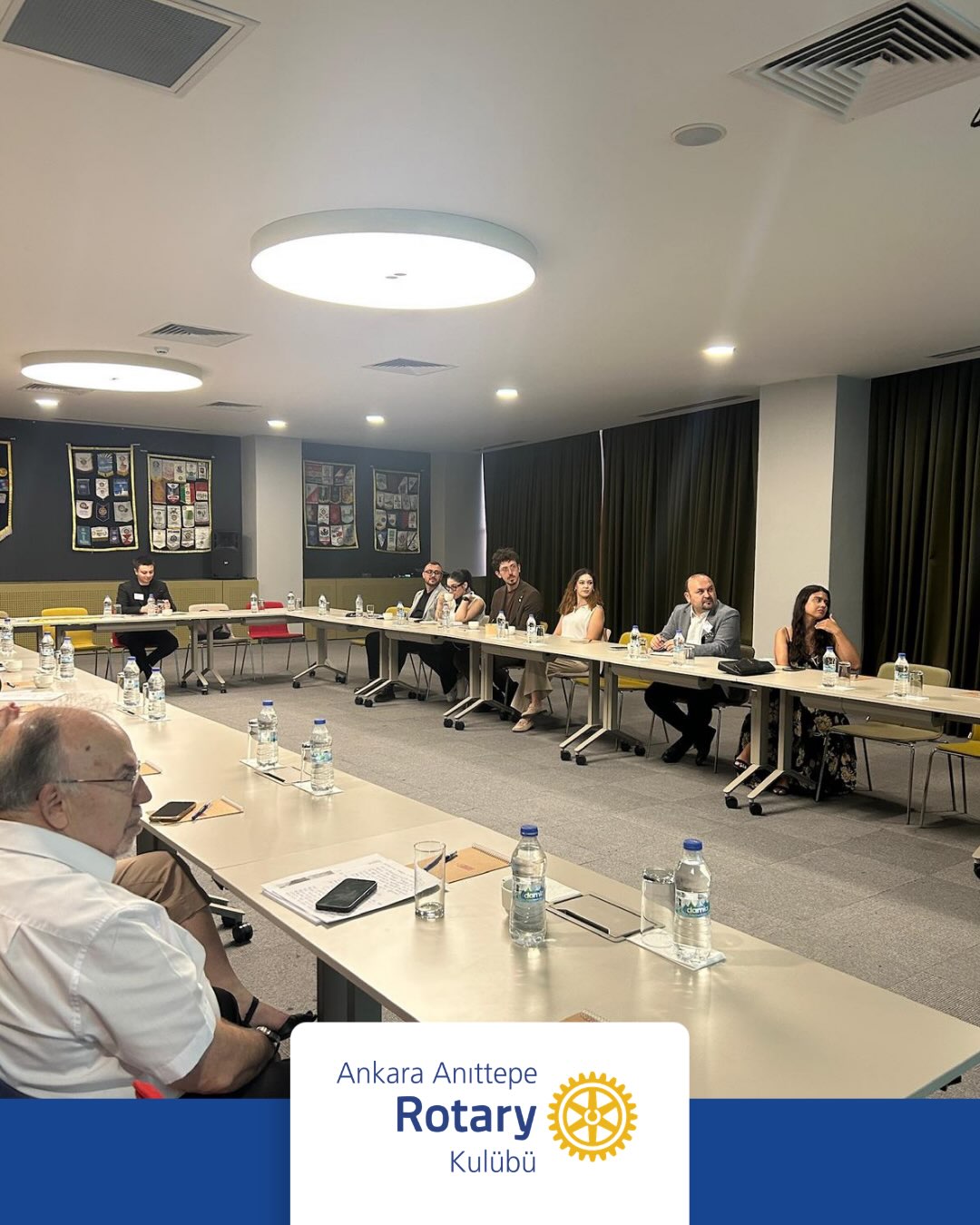 Ankara Anıttepe Rotary Kulübü olarak dönemin 3